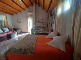 Chalet en venta en Torrelles de Llobregat