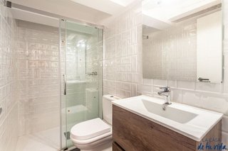 Piso en venta en El Camp de l'Arpa del Clot en Barcelona