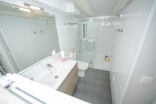 Piso en venta en El Camp de l'Arpa del Clot en Barcelona