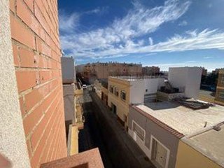Piso en venta en Los Molinos - Villa Blanca en Almería