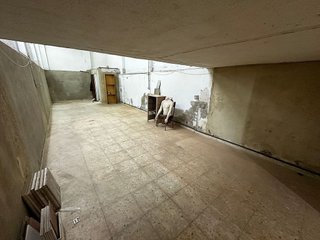 Local comercial en alquiler en Benalúa en Alicante