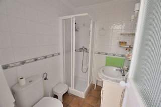 Casa adosada en venta en Olvera