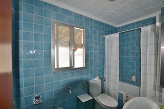 Casa adosada en venta en Olvera