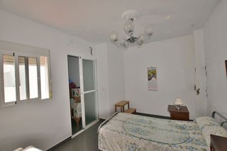 Casa adosada en venta en Olvera