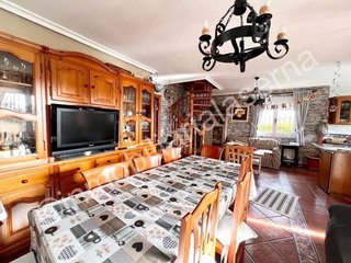 Chalet en venta en Villaquilambre