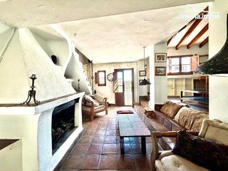 Casa adosada en venta en Jimena de la Frontera