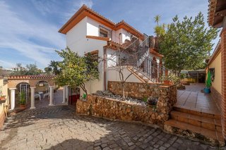 Chalet en venta en Otura