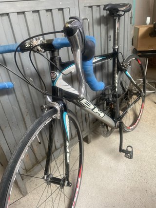 Bicicleta de carretera BH de carbono