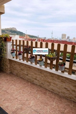 Ático en venta en Campoamor en Alicante