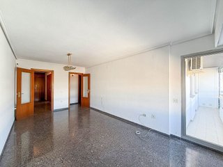 Piso en venta en Camí fondo en Valencia