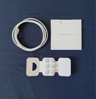 AirPods Pro 2ª Gen + Cable USB-C