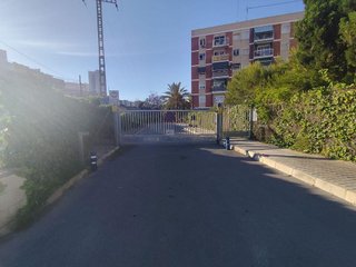 Piso en venta en Vistahermosa en Alicante