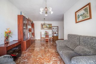 Piso en venta en Barrio de Zaidín en Granada