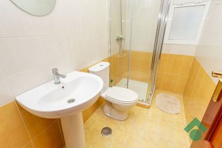 Piso en venta en La Granja-La Colina-Los Pastores en Algeciras