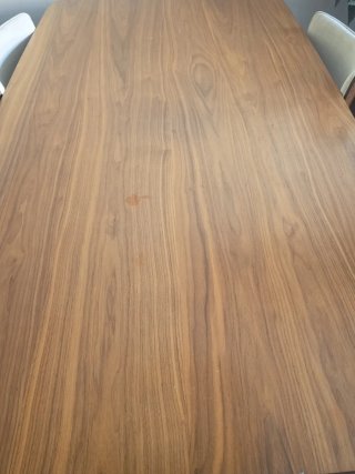 Mesa de comedor de madera (sin sillas)