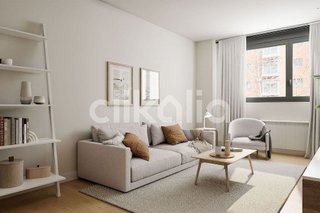 Piso en venta en Orcasitas en Madrid