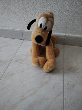 Peluche perro Pluto Disney