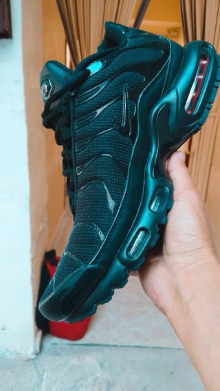 Zapatillas Nike TN Triple Black Talla 44