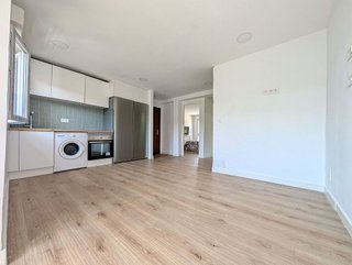 Piso en venta en Pumarín en Gijón