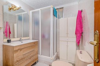 Piso en venta en Polígono Cartuja – La Paz en Granada