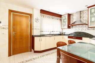 Piso en venta en Doctor Cerrada en Zaragoza