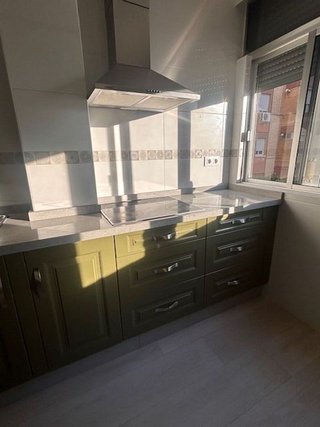 Piso en venta en El Tardón - El Carmen en Sevilla
