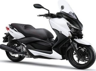 Carenado trasero derecho yamaha 28889 x-max 125
