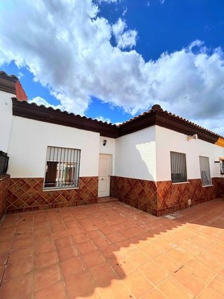 Chalet en venta en Burguillos