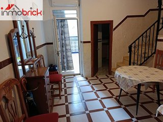 Chalet en venta en Lucena