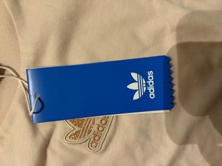 Camiseta Adidas Rosa y Dorada