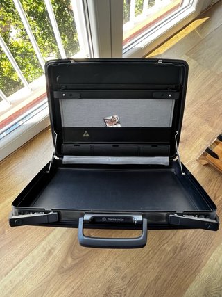 Maletín Samsonite Negro