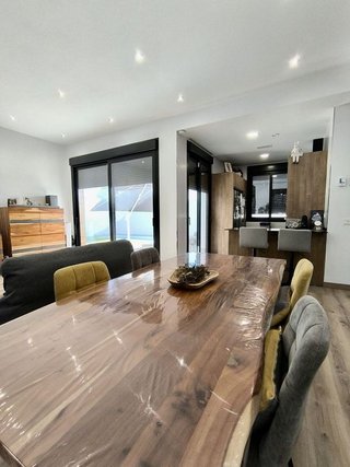 Chalet en venta en Umbrete