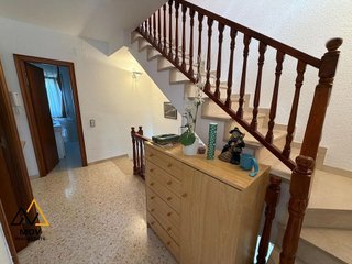 Casa adosada en venta en Santa Clara-Caputxins-Hospital en Vic