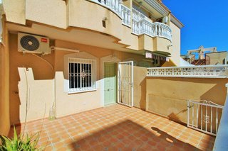 Casa adosada en venta en Campos de Golf - Villa Martin - Los Dolses en Orihuela
