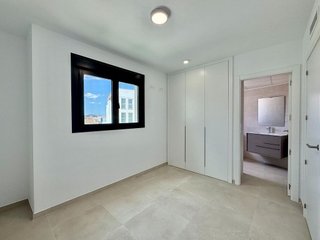 Piso en venta en Florida Baja en Alicante
