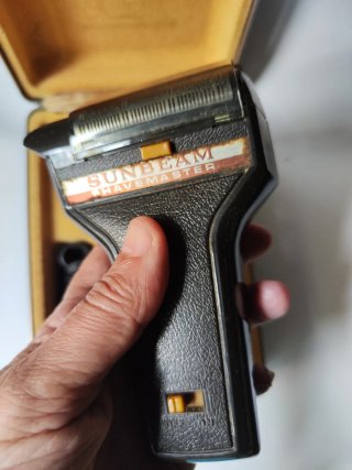 Set di tre rasoi elettrici Sunbeam Shavemaster