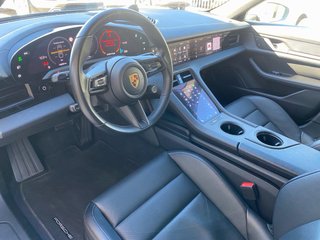 Porsche Taycan 2022