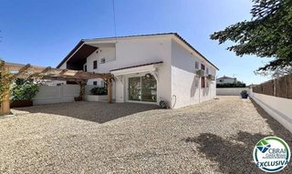 Chalet en venta en Empuriabrava en Castelló d´Empúries