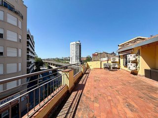 Piso en venta en Eixample Nord – La Devesa en Girona