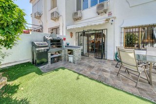 Casa adosada en venta en Cerros del Águila en Mijas