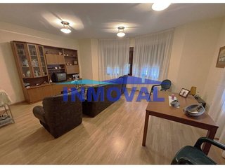 Casa pareada en venta en Valdepeñas