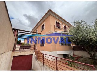 Casa pareada en venta en Zona Norte - Nueva Valdepeñas en Valdepeñas