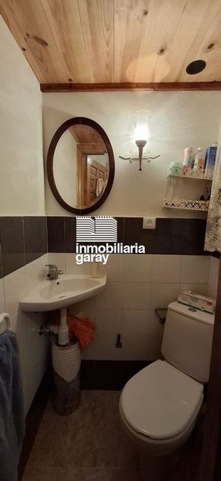 Chalet en venta en Valle de Valdebezana