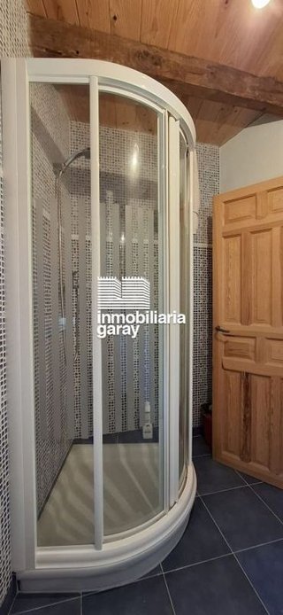 Chalet en venta en Valle de Valdebezana