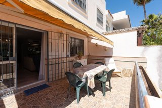 Casa adosada en venta en Los Naranjos - Las Brisas en Marbella