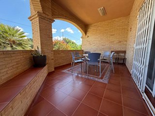 Chalet en venta en Urbanizaciones en Llíria