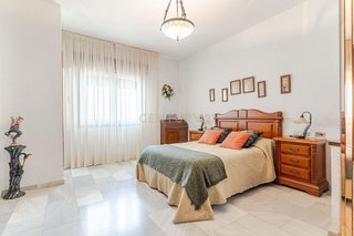 Chalet en venta en Zubia (La)