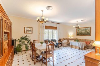 Chalet en venta en Zubia (La)