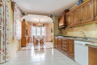Chalet en venta en Zubia (La)