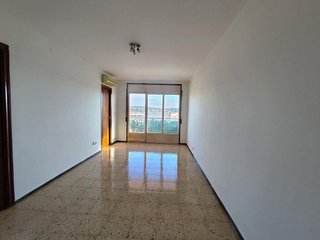 Piso en venta en Palau-solità i Plegamans